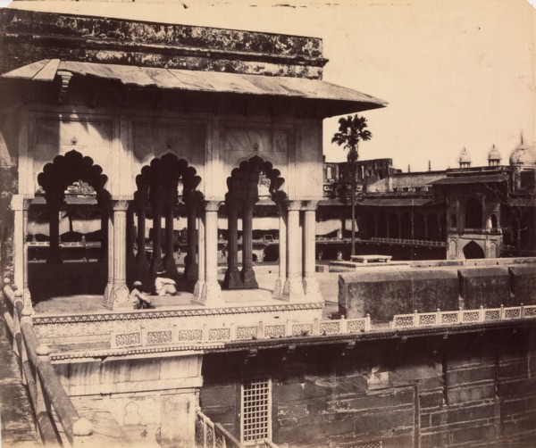 The Diwan-i Khas from the Mussaman Burj, Agra Palace, 1862-64.