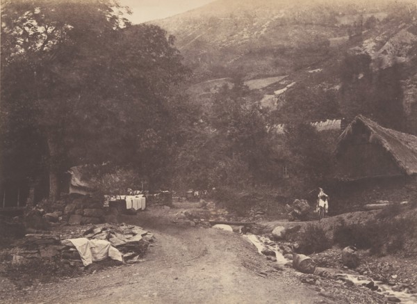 Village de Montaubant pris de Luchon, 1853.