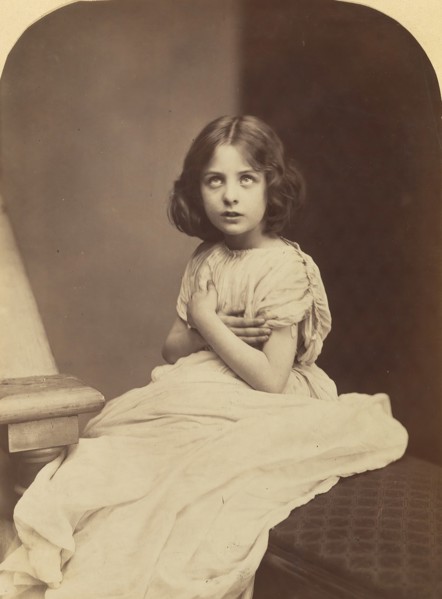 Cecily Hamilton, 1863-1867.