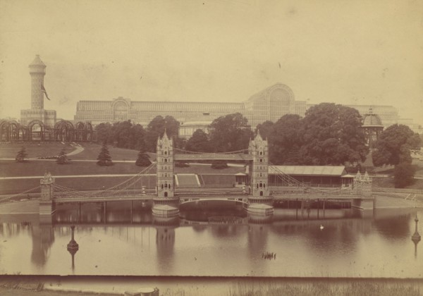 Progress of the Crystal Palace at Sydenham, 1854.