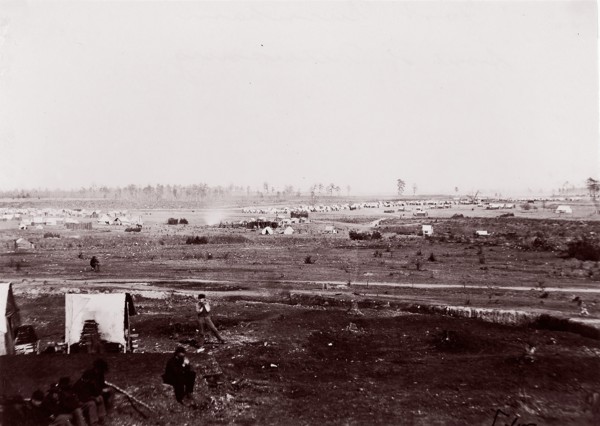 Fort Burnham, front of Petersburg, 1861-65. Formerly attributed to Mathew B. Brady.