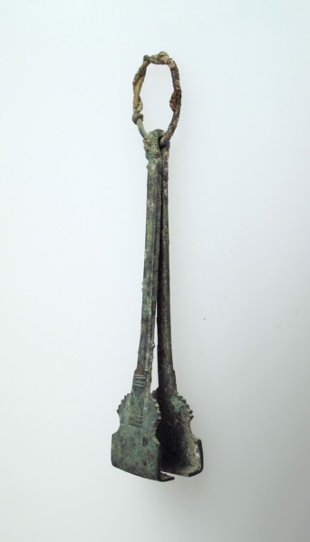 Tweezers, Frankish, 7th century.