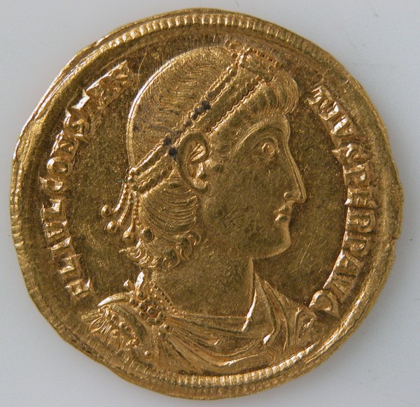 Solidus of Constantius II (337-361), Byzantine, 337-47.