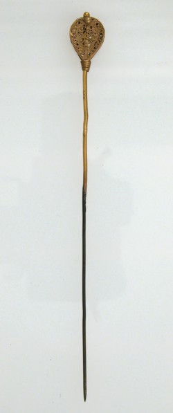 Hairpin, Frankish, 7th century.
