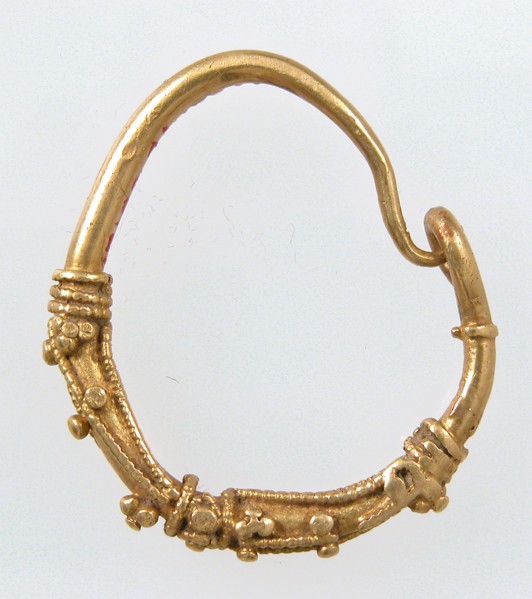 Earring