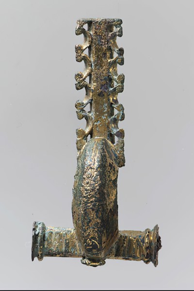 Crossbow Brooch