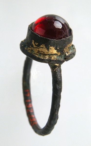 Finger Ring, Frankish, 7th century.
