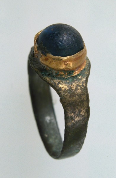 Finger Ring, Frankish, 7th century.