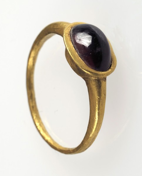 Finger Ring, Frankish, 7th century.