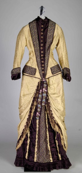 Dinner dress, American, ca. 1877.