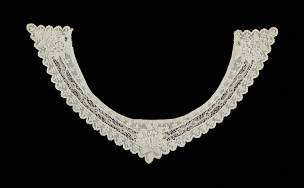 Collar, French, ca. 1860.