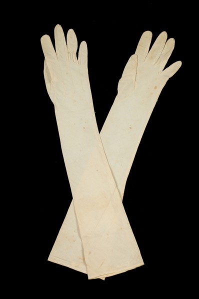 Evening gloves
