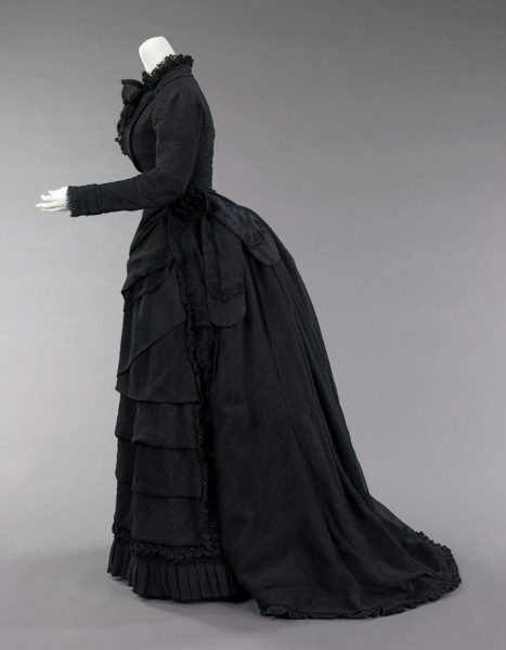 Mourning ensemble