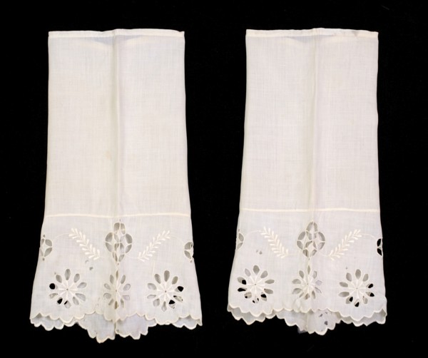 Undersleeves