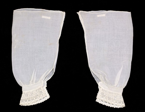 Undersleeves