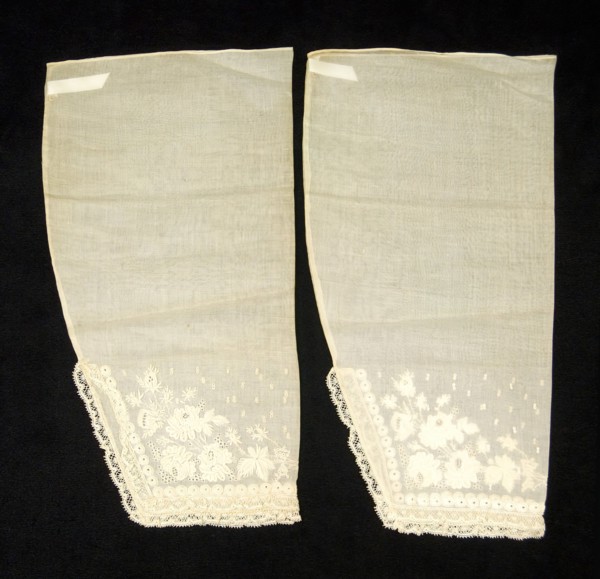 Undersleeves