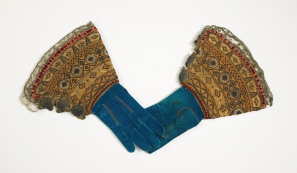Gauntlets