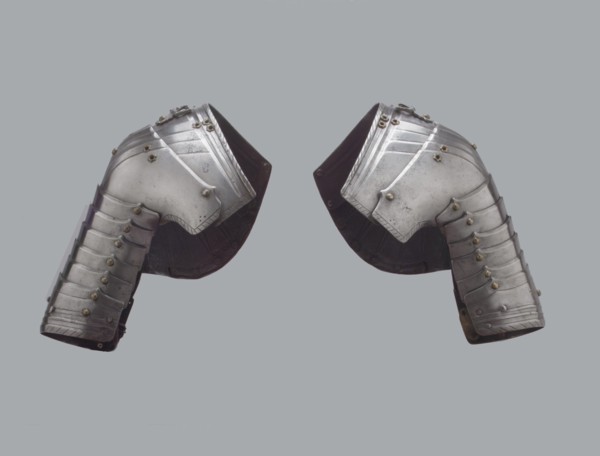 Pair of Tournament Pauldrons