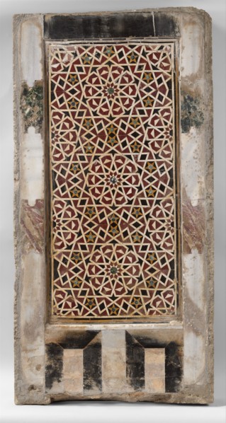 Wall Panel with Geometric Interlace