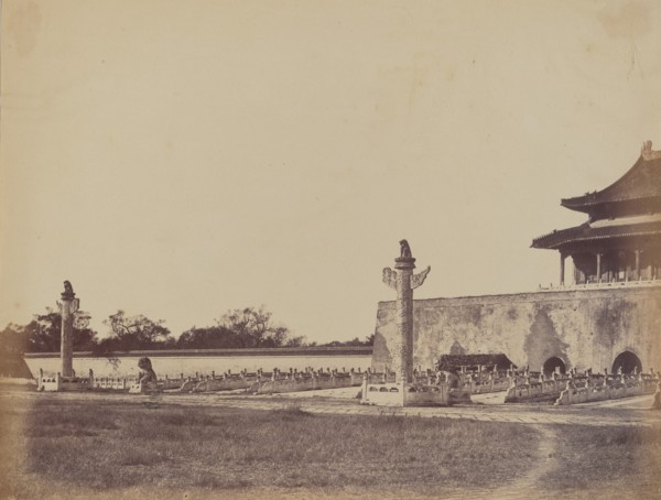 Entrance to the Winter Palace, Pekin, October 29, 1860, 1860.