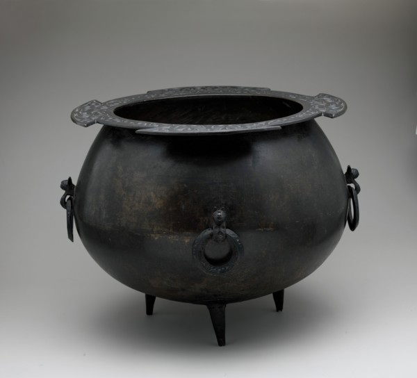 Cauldron, mid-15th century.