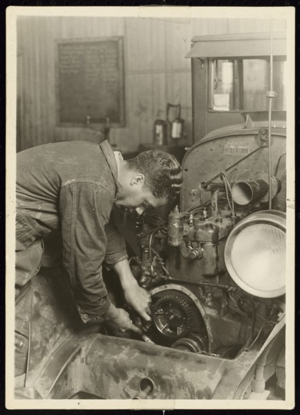 Untitled, ca. 1935. Creator: Lewis Wickes Hine.