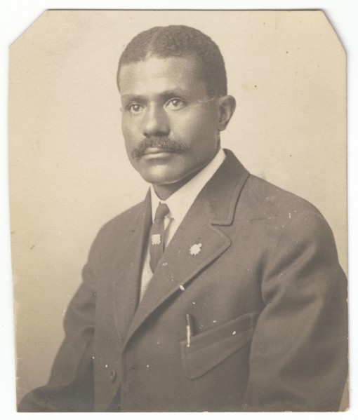 Photographic print of a man, early 20th century. Creator: Unknown.