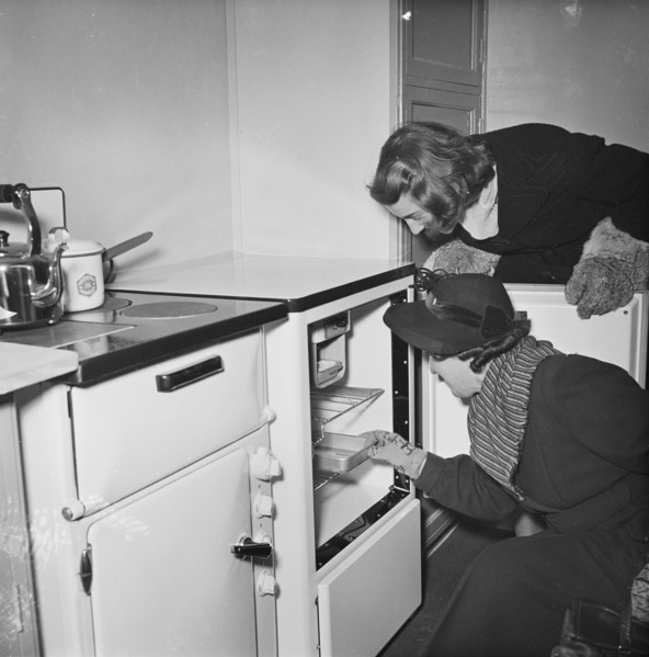 Hareclive Road, Hartcliffe, City of Bristol, City of Bristol, 30/11/1952. Creator: John Laing plc.