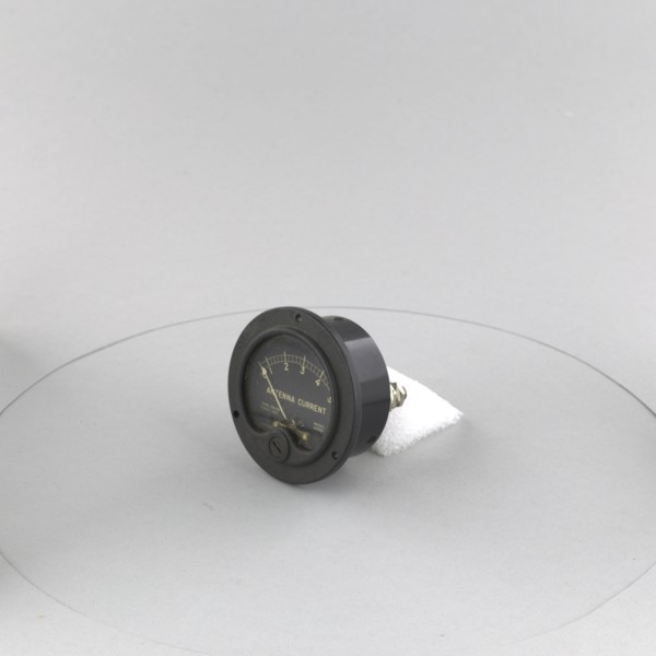 Voltmeter / Ammeter, Antenna Current, DW-52. Creator: General Electric Company.