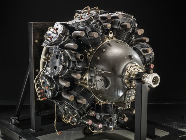 Continental XR-1740-2, Sleeve Valve, Radial 14 Engine, ca. 1941. Creator: Continental.