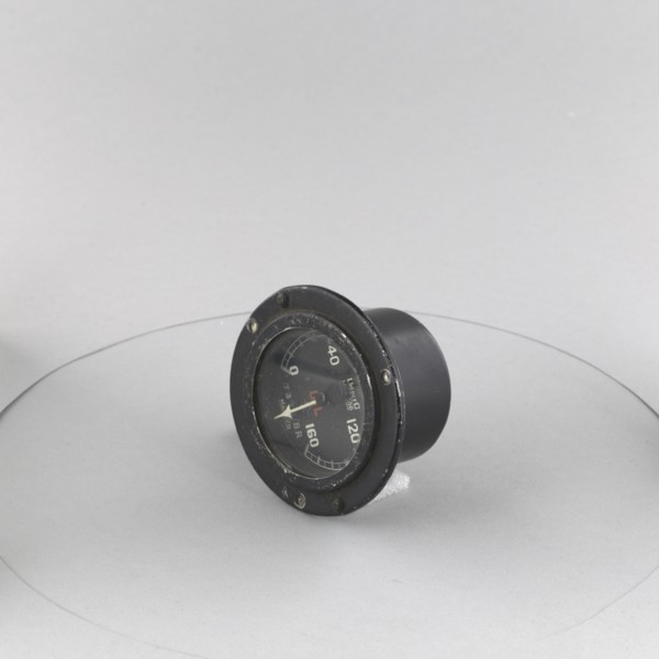 Indicator, Oil Pressure, MK D.D.. Creator: J. W. Benson Ltd..