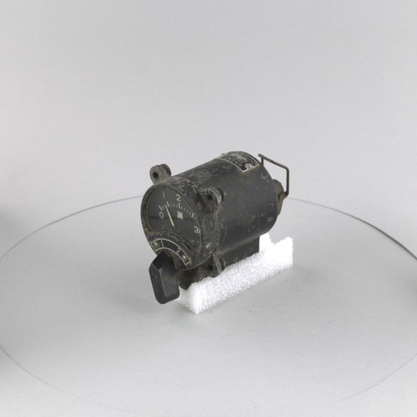Indicator, Cylinder Head Temperature, Dual Needles, Japanese. Creator: Shimazu Manufacturing Company Ltd..