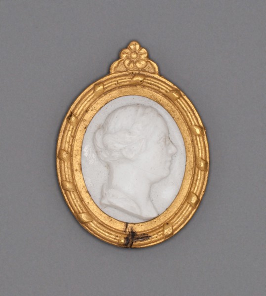 Cameo with Head of a Woman, Burslem, Late 18th century. Creator: Wedgwood.