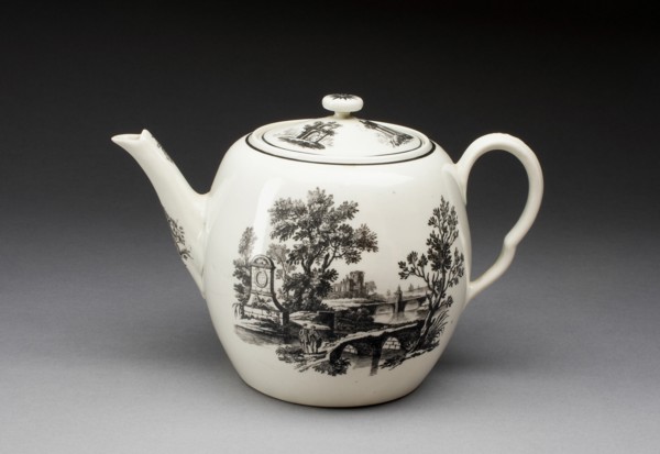 Teapot, Worcester, c. 1785. Creator: Royal Worcester.