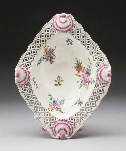 Dish, Worcester, c. 1770. Creator: Royal Worcester.