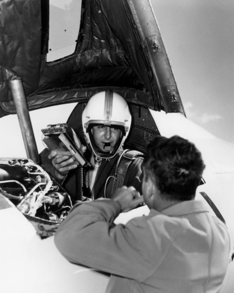 Scott Crossfield...after the first mach 2 flight, USA, November 20, 1953. Creator: Unknown.