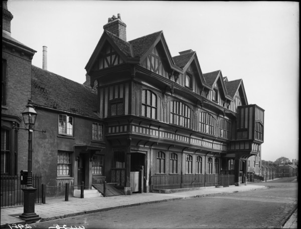 Tudor House, Bugle Street, Southampton, 1906. Creator: London Midland and Scottish Railway.