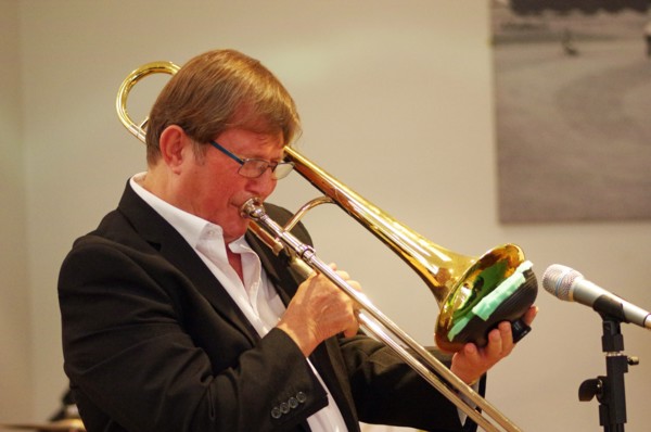 Roger Marks, The Pete Allen Band, Deanwood Park Golf Club, Newbury, Berks, 10th Oct. 2021. Creator: Brian O'Connor.