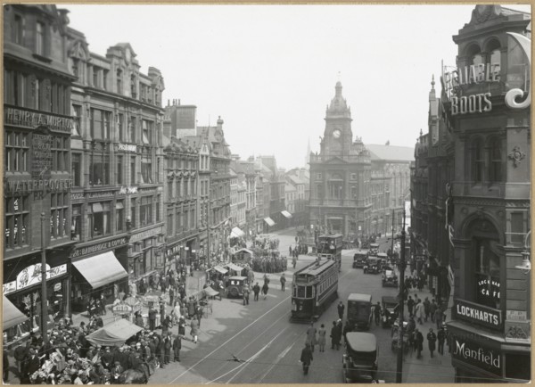 Bigg Market, Newcastle-upon-Tyne, 1925-1930. Creator: Harry Ord Thompson.