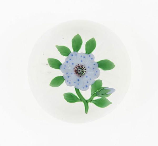 Paperweight, Lunéville, 19th century. Creator: Baccarat Glasshouse.