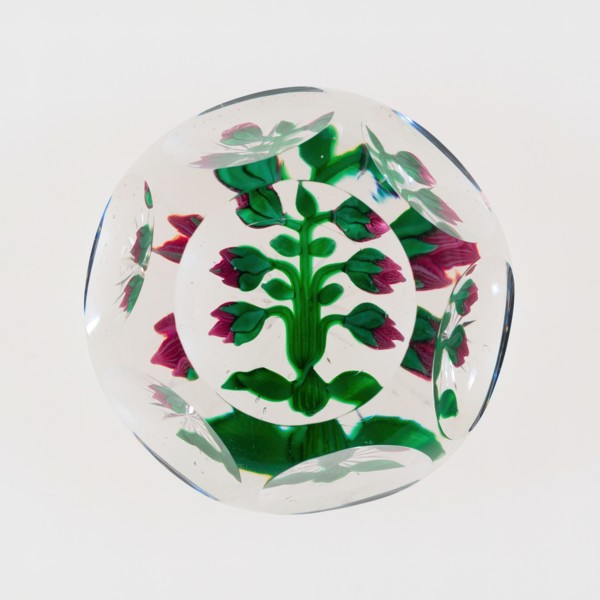 Paperweight, Lunéville, 19th century. Creator: Baccarat Glasshouse.