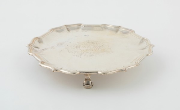 Waiter, London, 1738/39. Creator: Edward Feline.