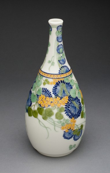 Vase, Sèvres, 1904.