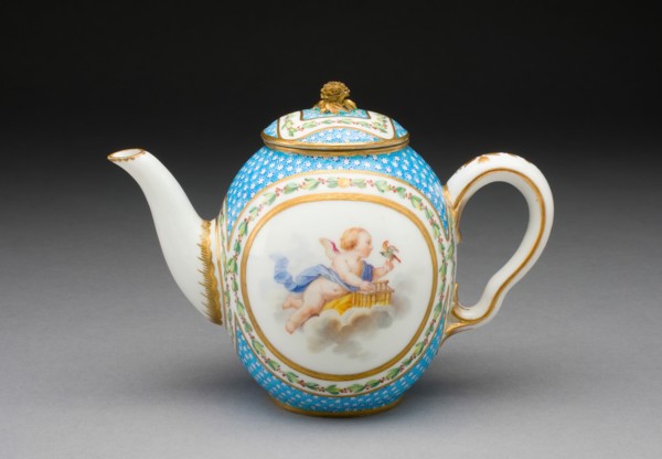 Teapot (from a tea service), Sèvres, 1770.