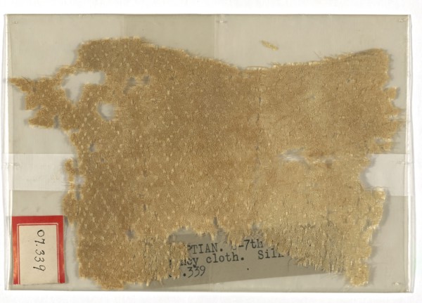 Fragment, Egypt, Arab period (641-969)/Fatimid period (969-1171)/Ayyubid period (1171-1250), 10th/12th century.