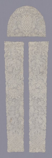 Cap Crown and a Pair of Lappets, Flanders, 1720s.