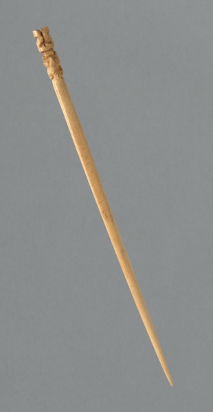 Bone Pick, Peru, 1000/1476.