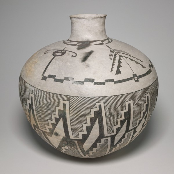 Jar with Horned Serpents and Interlocking, Hatched-and-Black Stepped Designs, 950/1400.