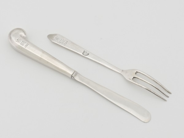 Knife and fork, 1722. Handles engraved: VR/S:E/1722.