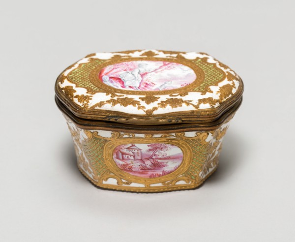 Oval Box, Bilston, c. 1780. Creator: Unknown.